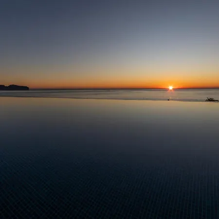 Aphrodite By Abahana Luxe * بينيسا